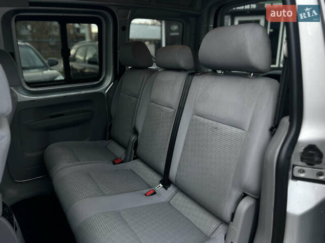 Серый Фольксваген Кадди, объемом двигателя 1.6 л и пробегом 220 тыс. км за 7999 $, фото 16 на Automoto.ua