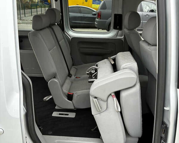 Серый Фольксваген Кадди, объемом двигателя 1.4 л и пробегом 187 тыс. км за 7700 $, фото 11 на Automoto.ua