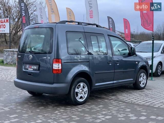 Серый Фольксваген Кадди, объемом двигателя 1.6 л и пробегом 223 тыс. км за 8255 $, фото 12 на Automoto.ua