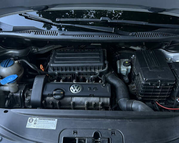 Серый Фольксваген Кадди, объемом двигателя 1.4 л и пробегом 160 тыс. км за 7800 $, фото 8 на Automoto.ua