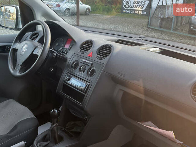 Серый Фольксваген Кадди, объемом двигателя 1.9 л и пробегом 258 тыс. км за 6990 $, фото 19 на Automoto.ua