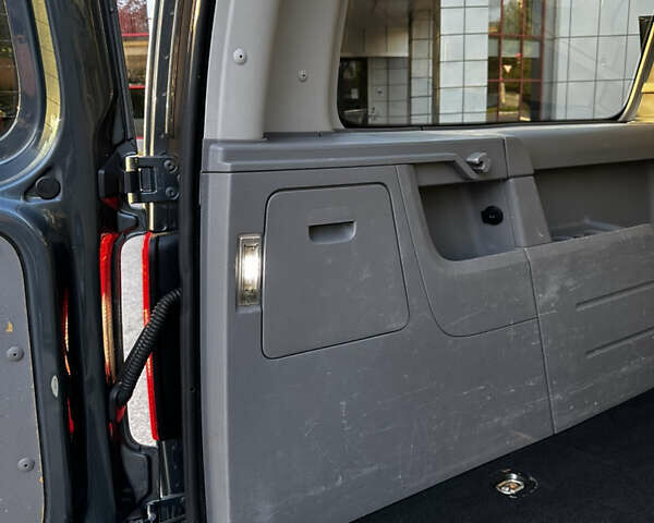 Сірий Фольксваген Кадді, об'ємом двигуна 1.9 л та пробігом 340 тис. км за 9500 $, фото 59 на Automoto.ua