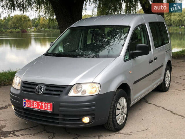 Серый Фольксваген Кадди, объемом двигателя 1.6 л и пробегом 257 тыс. км за 8500 $, фото 2 на Automoto.ua
