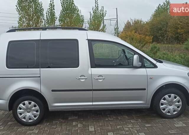 Серый Фольксваген Кадди, объемом двигателя 1.6 л и пробегом 255 тыс. км за 10000 $, фото 7 на Automoto.ua