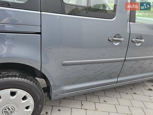 Сірий Фольксваген Кадді, об'ємом двигуна 0 л та пробігом 183 тис. км за 7950 $, фото 28 на Automoto.ua