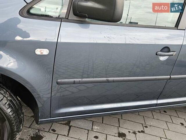 Сірий Фольксваген Кадді, об'ємом двигуна 0 л та пробігом 183 тис. км за 7950 $, фото 16 на Automoto.ua