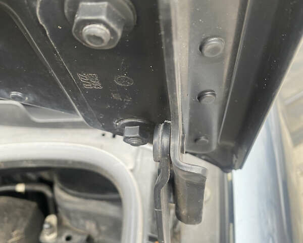 Серый Фольксваген Кадди, объемом двигателя 1.6 л и пробегом 269 тыс. км за 7900 $, фото 32 на Automoto.ua