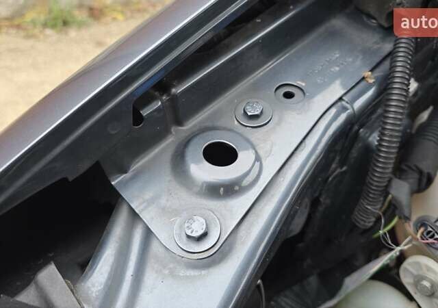 Серый Фольксваген Кадди, объемом двигателя 1.6 л и пробегом 225 тыс. км за 9499 $, фото 38 на Automoto.ua