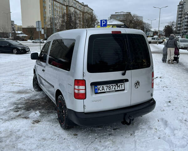 Сірий Фольксваген Кадді, об'ємом двигуна 1.6 л та пробігом 252 тис. км за 10500 $, фото 1 на Automoto.ua