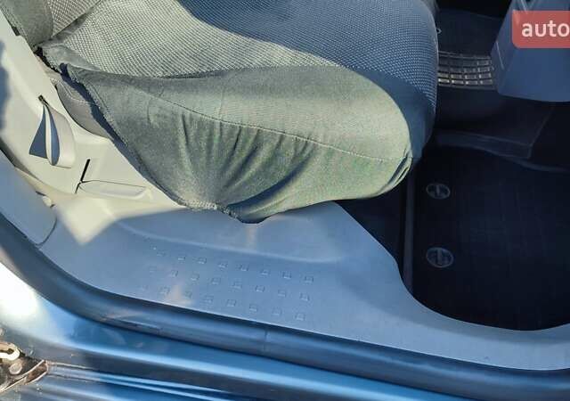 Серый Фольксваген Кадди, объемом двигателя 1.6 л и пробегом 276 тыс. км за 6900 $, фото 26 на Automoto.ua