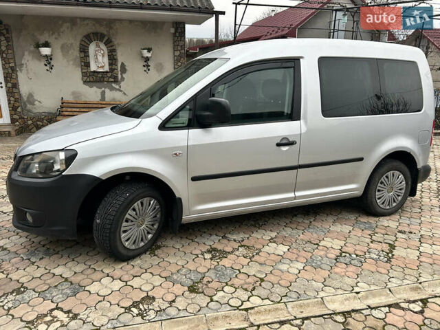 Серый Фольксваген Кадди, объемом двигателя 1.6 л и пробегом 154 тыс. км за 8550 $, фото 1 на Automoto.ua
