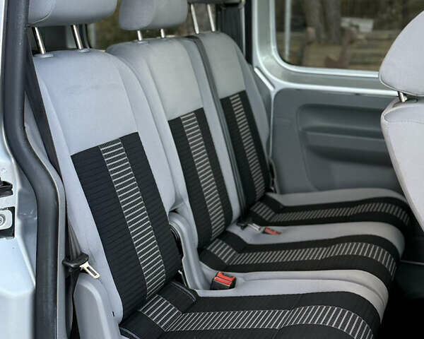 Серый Фольксваген Кадди, объемом двигателя 2 л и пробегом 174 тыс. км за 8300 $, фото 17 на Automoto.ua