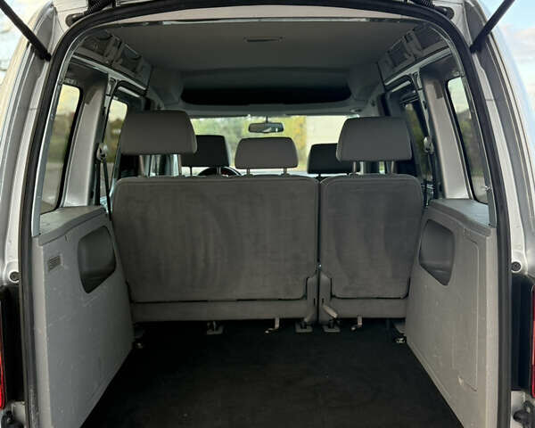 Серый Фольксваген Кадди, объемом двигателя 2 л и пробегом 174 тыс. км за 8300 $, фото 34 на Automoto.ua