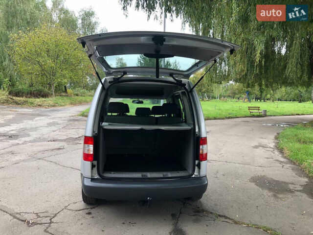 Серый Фольксваген Кадди, объемом двигателя 1.6 л и пробегом 257 тыс. км за 8500 $, фото 35 на Automoto.ua