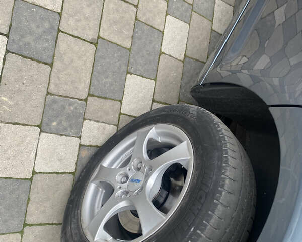 Серый Фольксваген Кадди, объемом двигателя 1.6 л и пробегом 269 тыс. км за 7900 $, фото 8 на Automoto.ua