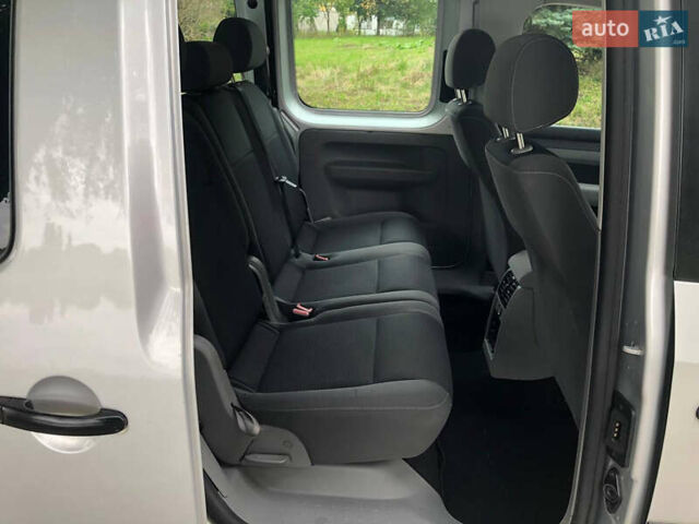 Серый Фольксваген Кадди, объемом двигателя 1.6 л и пробегом 257 тыс. км за 8500 $, фото 40 на Automoto.ua