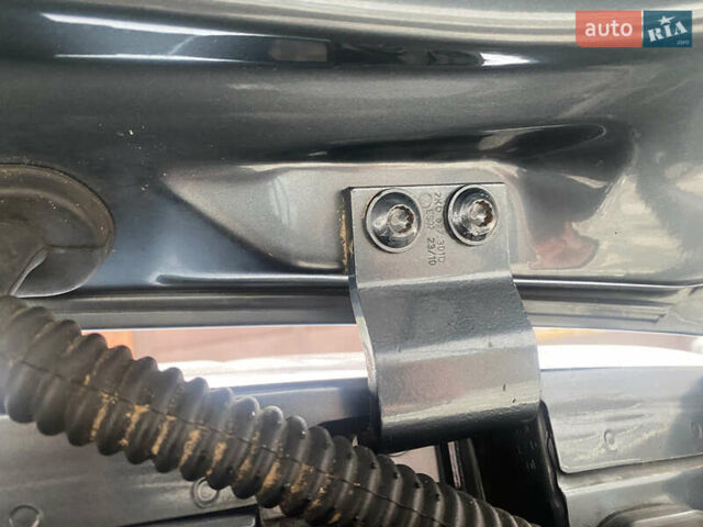 Серый Фольксваген Кадди, объемом двигателя 1.6 л и пробегом 269 тыс. км за 7900 $, фото 29 на Automoto.ua