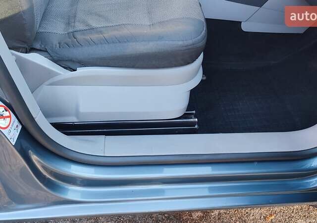 Серый Фольксваген Кадди, объемом двигателя 1.6 л и пробегом 276 тыс. км за 6900 $, фото 25 на Automoto.ua