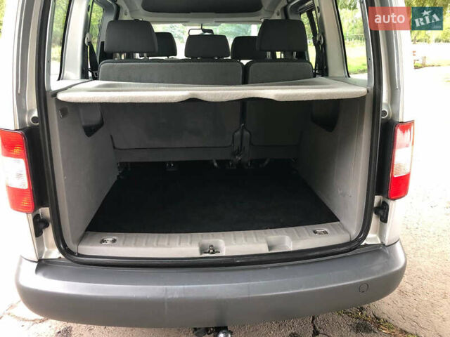 Серый Фольксваген Кадди, объемом двигателя 1.6 л и пробегом 257 тыс. км за 8500 $, фото 33 на Automoto.ua