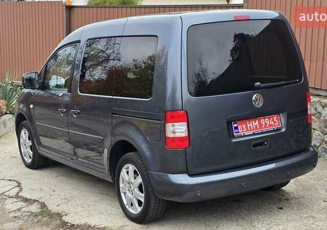 Серый Фольксваген Кадди, объемом двигателя 1.6 л и пробегом 225 тыс. км за 9499 $, фото 27 на Automoto.ua