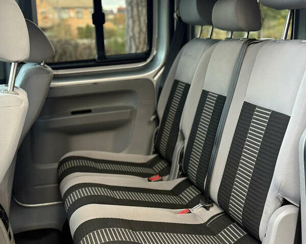 Серый Фольксваген Кадди, объемом двигателя 2 л и пробегом 174 тыс. км за 8300 $, фото 30 на Automoto.ua