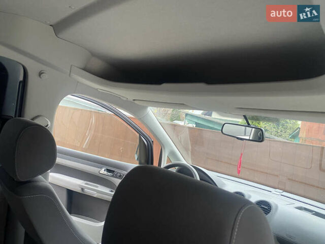 Серый Фольксваген Кадди, объемом двигателя 1.6 л и пробегом 269 тыс. км за 7900 $, фото 23 на Automoto.ua