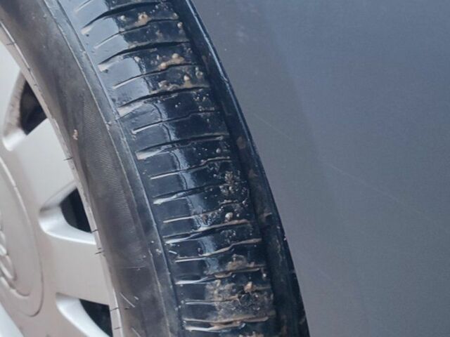 Серый Фольксваген Кадди, объемом двигателя 1.9 л и пробегом 270 тыс. км за 7500 $, фото 4 на Automoto.ua