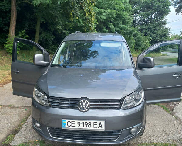 Сірий Фольксваген Кадді, об'ємом двигуна 1.6 л та пробігом 240 тис. км за 11694 $, фото 2 на Automoto.ua