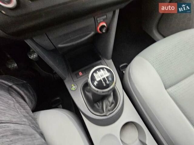 Сірий Фольксваген Кадді, об'ємом двигуна 0 л та пробігом 183 тис. км за 7950 $, фото 66 на Automoto.ua
