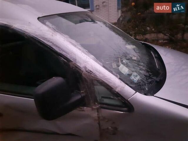 Сірий Фольксваген Кадді, об'ємом двигуна 1.9 л та пробігом 487 тис. км за 4000 $, фото 1 на Automoto.ua