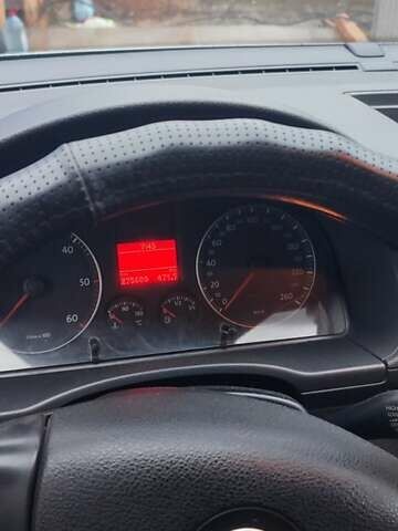 Серый Фольксваген Кадди, объемом двигателя 1.9 л и пробегом 270 тыс. км за 7500 $, фото 9 на Automoto.ua