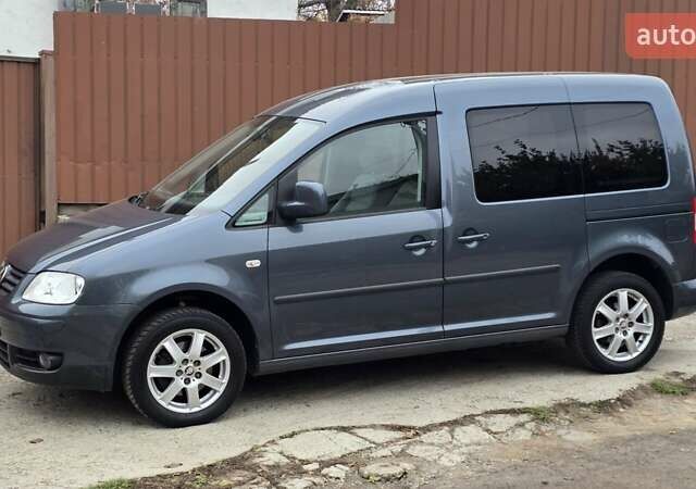 Серый Фольксваген Кадди, объемом двигателя 1.6 л и пробегом 225 тыс. км за 9499 $, фото 34 на Automoto.ua