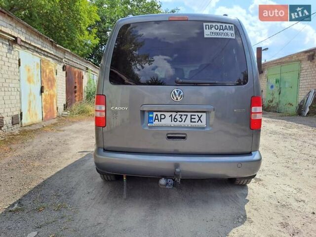 Сірий Фольксваген Кадді, об'ємом двигуна 1.6 л та пробігом 240 тис. км за 9999 $, фото 5 на Automoto.ua