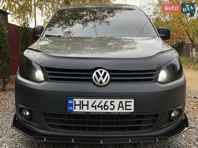 Серый Фольксваген Кадди, объемом двигателя 1.2 л и пробегом 224 тыс. км за 8700 $, фото 7 на Automoto.ua
