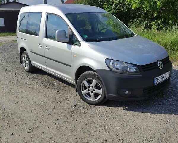 Сірий Фольксваген Кадді, об'ємом двигуна 1.6 л та пробігом 385 тис. км за 8500 $, фото 13 на Automoto.ua