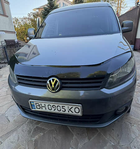 Серый Фольксваген Кадди, объемом двигателя 1.6 л и пробегом 252 тыс. км за 12000 $, фото 9 на Automoto.ua