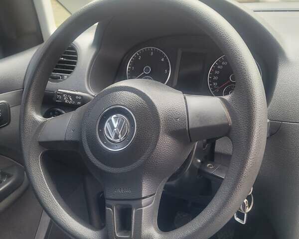 Серый Фольксваген Кадди, объемом двигателя 1.6 л и пробегом 230 тыс. км за 10450 $, фото 11 на Automoto.ua