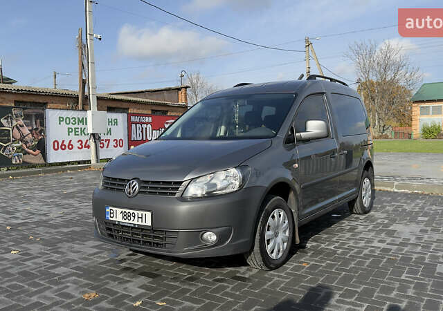 Серый Фольксваген Кадди, объемом двигателя 1.98 л и пробегом 262 тыс. км за 9499 $, фото 2 на Automoto.ua