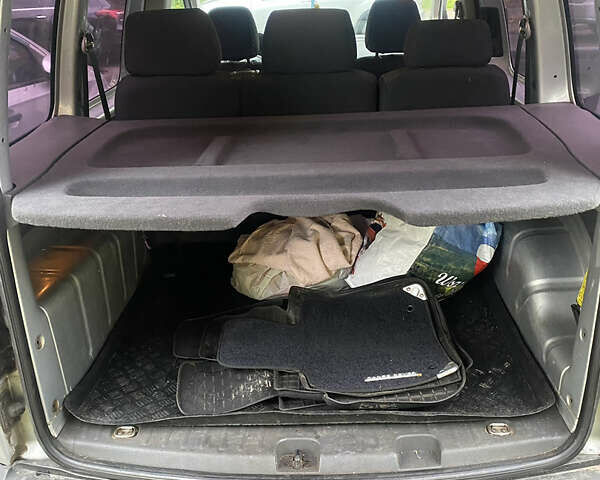 Сірий Фольксваген Кадді, об'ємом двигуна 2 л та пробігом 238 тис. км за 7200 $, фото 8 на Automoto.ua