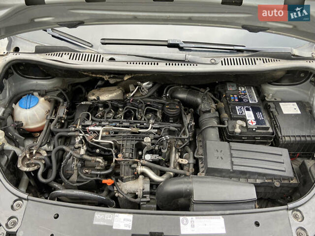 Серый Фольксваген Кадди, объемом двигателя 1.6 л и пробегом 266 тыс. км за 7300 $, фото 10 на Automoto.ua