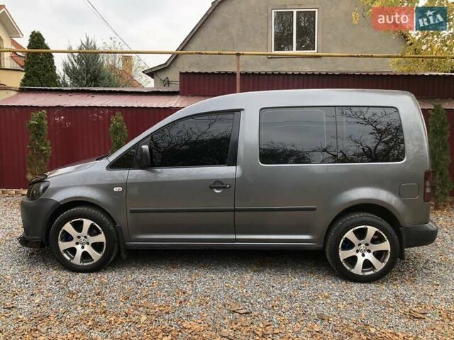 Серый Фольксваген Кадди, объемом двигателя 1.2 л и пробегом 224 тыс. км за 8700 $, фото 8 на Automoto.ua