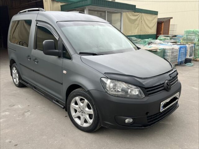 Серый Фольксваген Кадди, объемом двигателя 1.6 л и пробегом 360 тыс. км за 8500 $, фото 5 на Automoto.ua