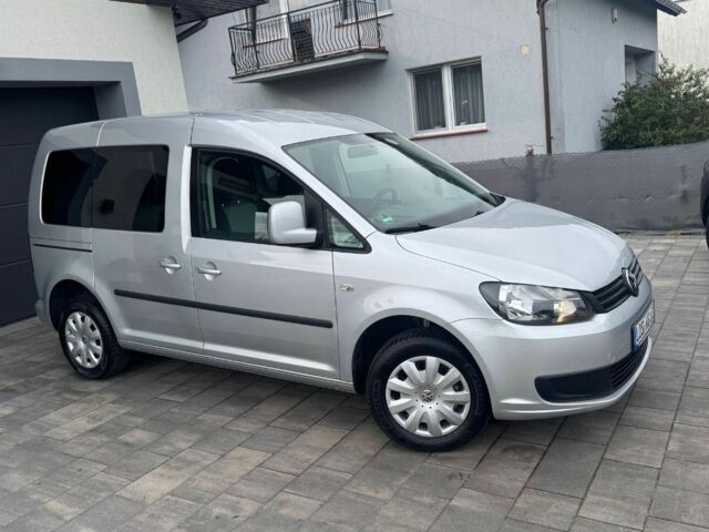 Сірий Фольксваген Кадді, об'ємом двигуна 1.6 л та пробігом 238 тис. км за 5400 $, фото 9 на Automoto.ua