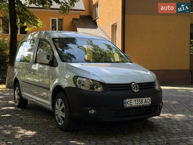 Серый Фольксваген Кадди, объемом двигателя 1.6 л и пробегом 218 тыс. км за 9950 $, фото 8 на Automoto.ua