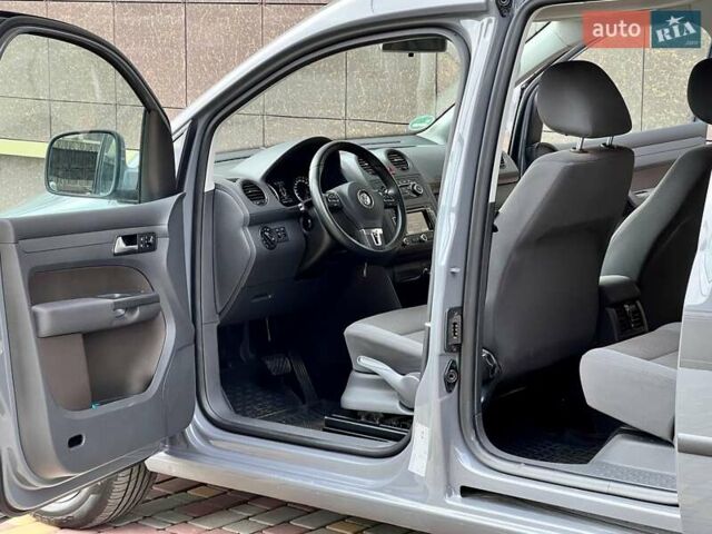 Сірий Фольксваген Кадді, об'ємом двигуна 1.6 л та пробігом 269 тис. км за 11500 $, фото 17 на Automoto.ua