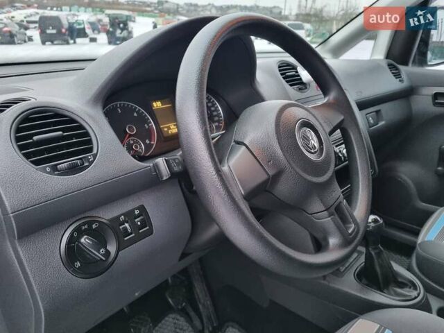 Серый Фольксваген Кадди, объемом двигателя 1.6 л и пробегом 270 тыс. км за 8999 $, фото 25 на Automoto.ua