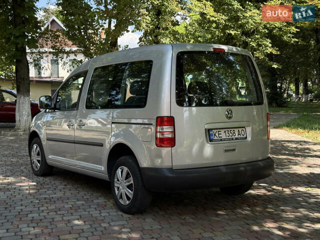 Серый Фольксваген Кадди, объемом двигателя 1.6 л и пробегом 218 тыс. км за 9950 $, фото 19 на Automoto.ua