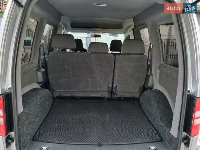 Серый Фольксваген Кадди, объемом двигателя 1.6 л и пробегом 270 тыс. км за 8999 $, фото 12 на Automoto.ua