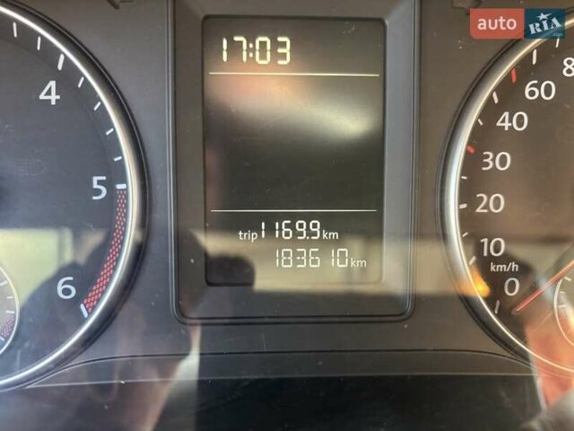 Сірий Фольксваген Кадді, об'ємом двигуна 1.6 л та пробігом 184 тис. км за 11000 $, фото 7 на Automoto.ua