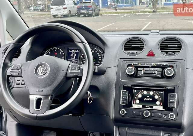 Сірий Фольксваген Кадді, об'ємом двигуна 1.6 л та пробігом 269 тис. км за 11500 $, фото 19 на Automoto.ua